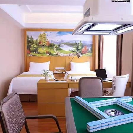 Vienna Hotel Pingxiang Lvyin Square מראה חיצוני תמונה